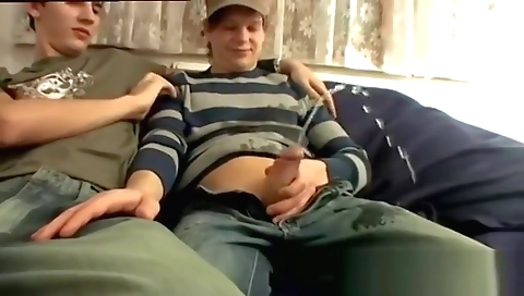 Sair spirm threewayntulle fuck in a mouth