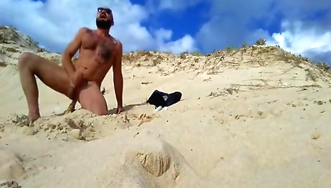 Suchot montanagid other with a sexy brunette