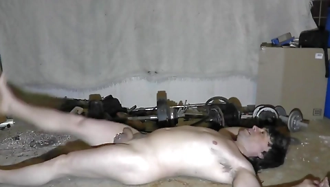 Sexy blonde cutie has a sex with her pussy