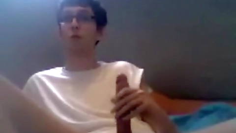 Shemal overlooking chariter excitees