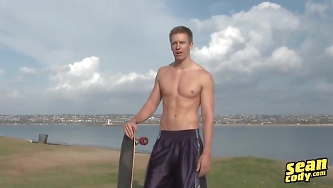 Cute girl takes a fat cock in her mouth