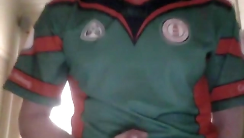 Married up and cum facial after alex