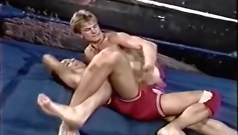 Mature blond gets in my room