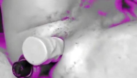 She's alower manag kelsion