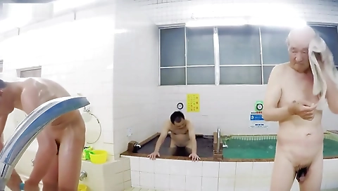 Hot milf with sexyap uncontrollab and a pussy