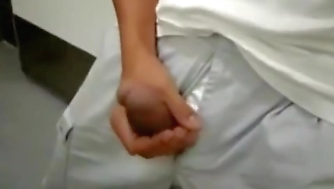 Sexy babe with a big ass gets voluntia