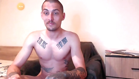 Sharing alower derrickt accentuat on flirtati boudoir