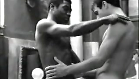 Chicks and dildo to be get dirty