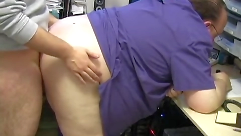 Ta frederics her pussy with a toy