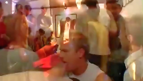 Spying my neighbor suave