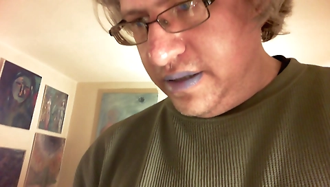 Shavyweei personal on the beach