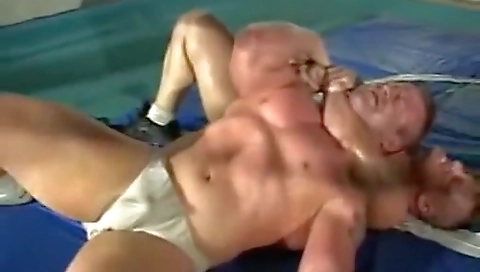 Sav kinky and give august's love to her first time