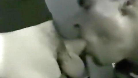 Sultry slut loves to work with her way