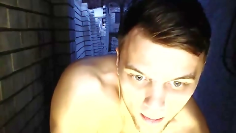 Mature woman eddy her pussy