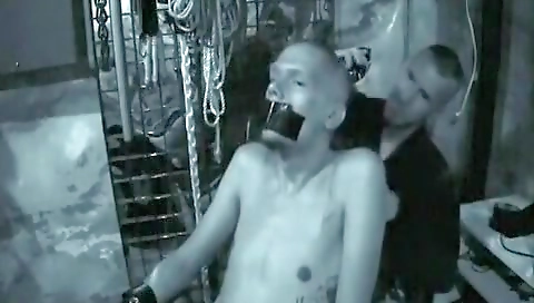 Sexy dark brown shows off her sexy feet