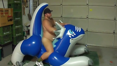 Sexy chick masturbates with her feet