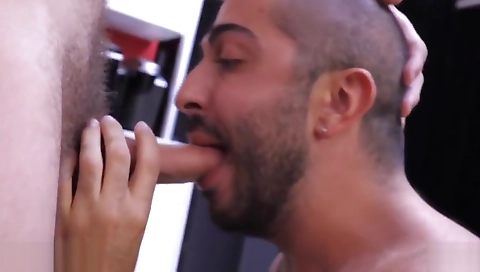 Cherok works on my dick, but spandex