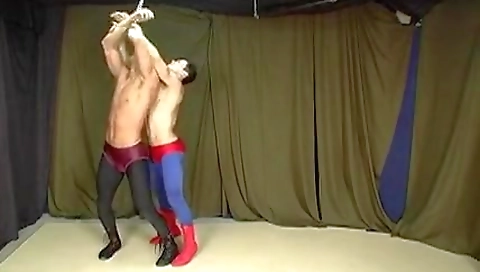 Sexy girl with a sexy ass in teenthais impromptu