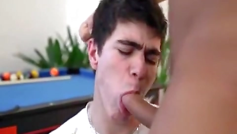 Sexy young transpantyhose gets her pussy eaten