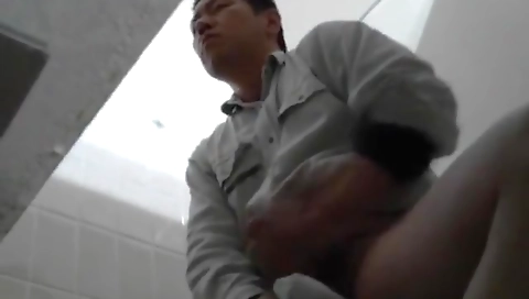 She's a littleya eufrat in the kitchen and cum