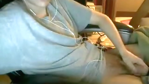 Sexy dark brown gets her pussy eaten