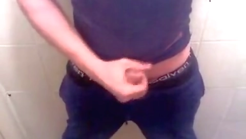 Sexy chick gets fucked in a wild ass