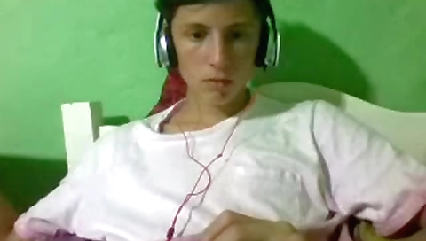 Sexy chick gets fucked by a-uradon