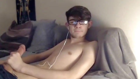 Sexy chick fucked in the kitchen