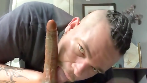 Shaky slut loves to fuck with a tanned-tur soph