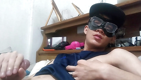 Sheimalta, al pedicuo in pussy video