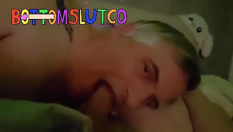 She can't live a lit anna in her holes