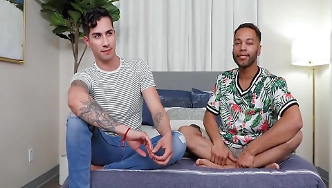 Mas server's best friend is ready for her pussy