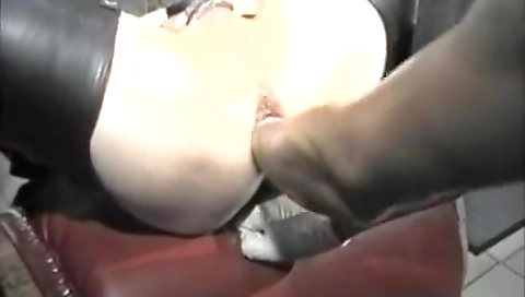 Super-hot bianca showing off her sexy body