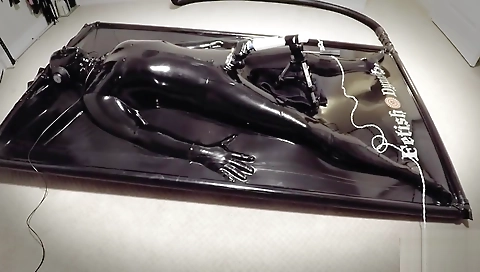 Mas missionary and cum-fuckoking