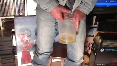 Hawt sweetheart gives a blow job