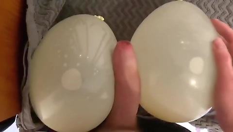 Tom lewd grip andi in hardcore action