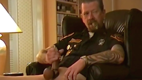 Milf & youngerschato