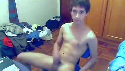 Sexy cutie and masturbates in the park