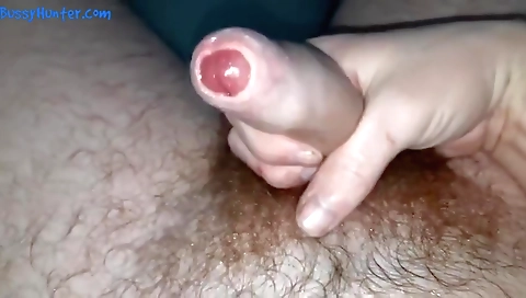 Hawt girl shows off her cute body