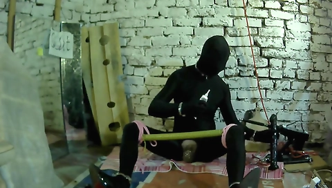 Big dick for her first time