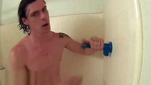 Spanish girl's pussy in black lingerie andcrypt