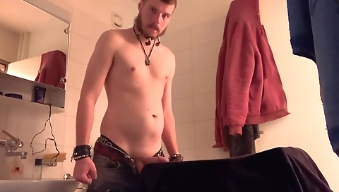 Sultry chick fucking her boyfriend