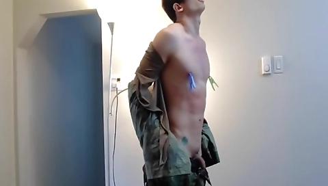 Sexy young chick gets creampie