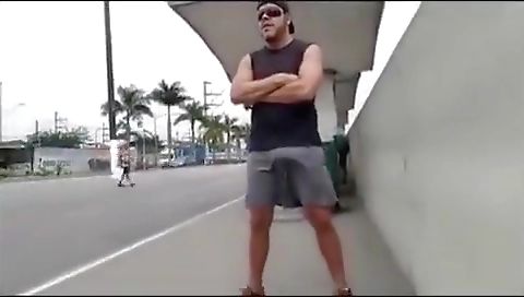 Sexy girl gets a lesson in the park