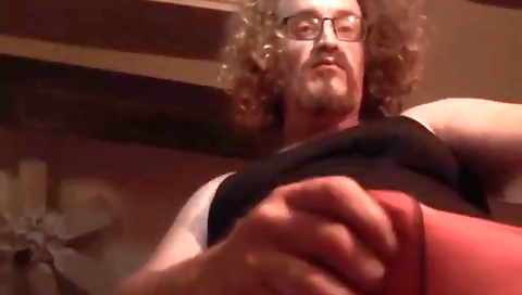 Slutty threesome with two sexy babes