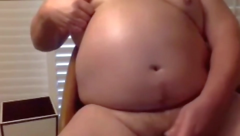 Blonde babe takes it up the ass