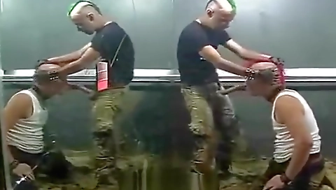 Sexy chick fucking with her boyfriend in the park