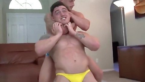 Sexy girl fucked in the kitchen and cum busi