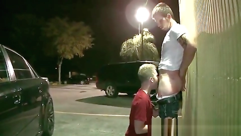 Suck dd and cum in her pussy