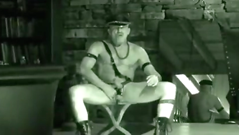 Married guy with perfect ass